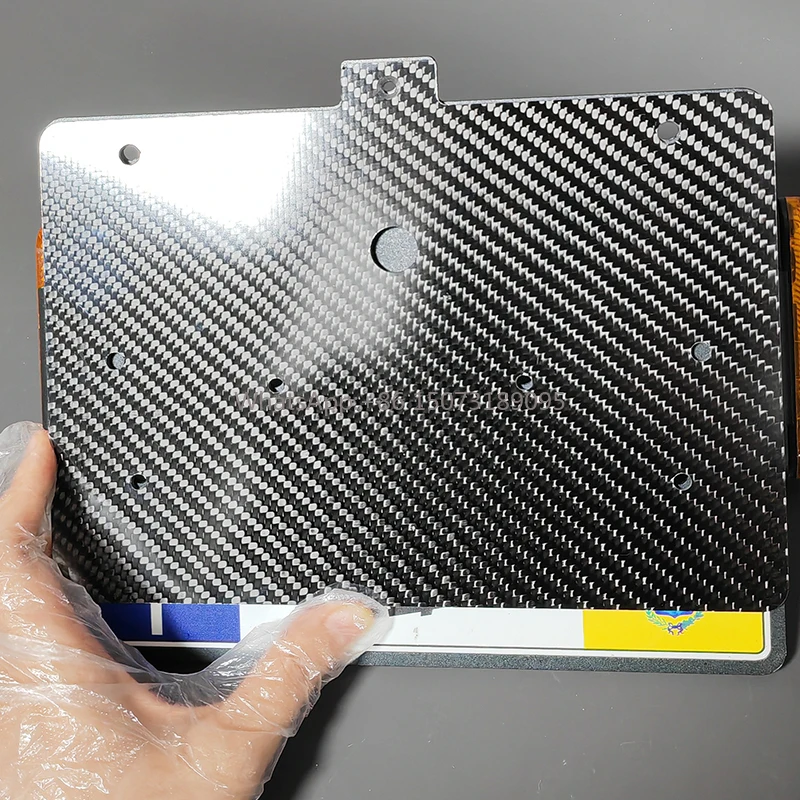 

Универсальные рамки номерного знака автомобиля из углеродного волокна, подходящие для всех моделей автомобилей