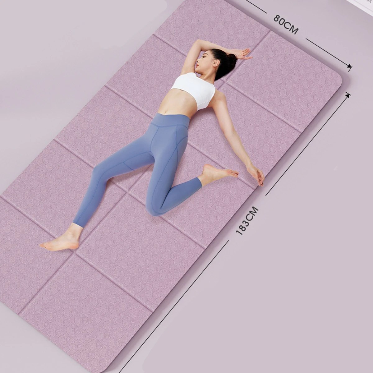 

Portable Double Sided Anti Slip Space-saving Soft Texture Design TPE Folding Travel Yoga Mat