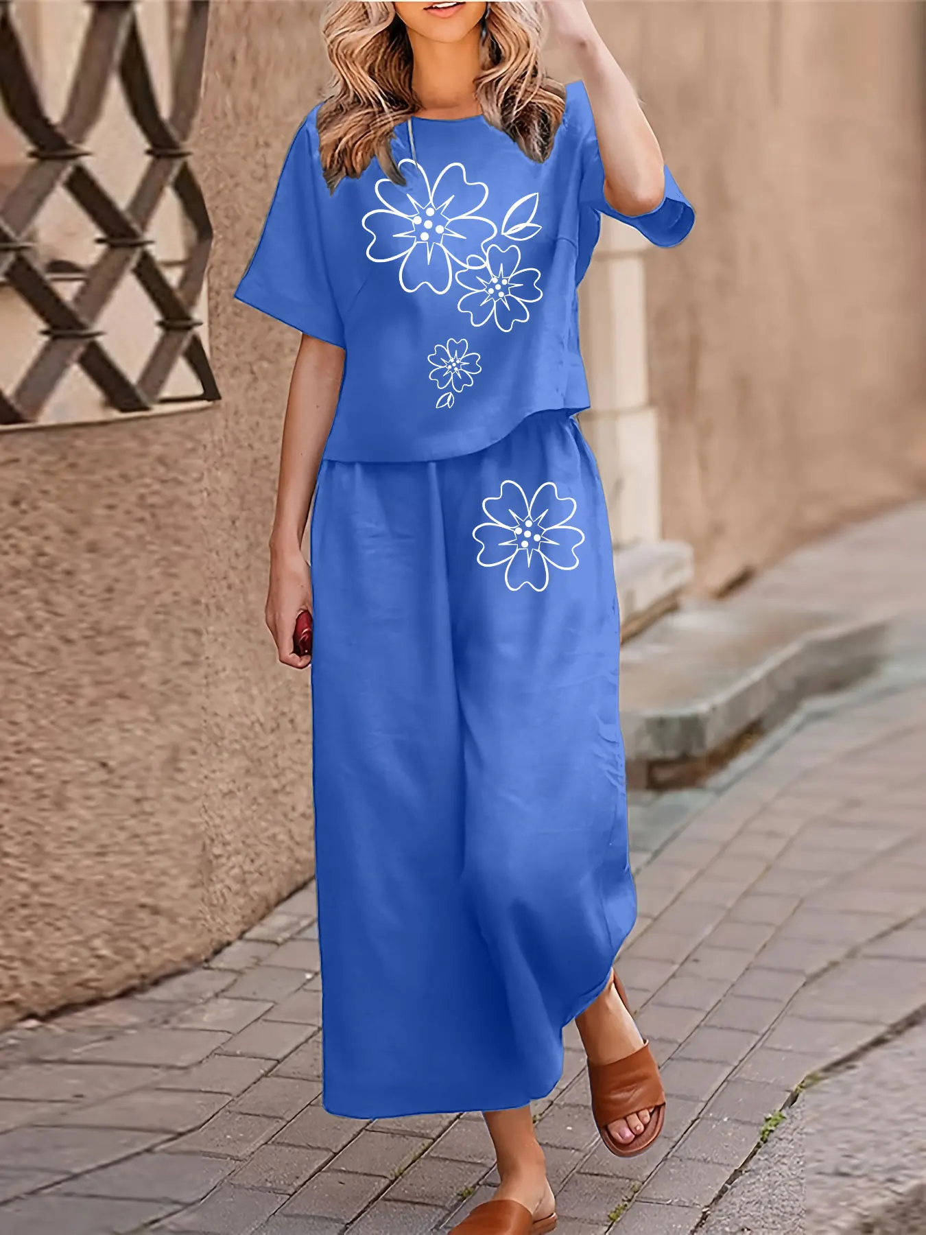 Conjunto informal de dos piezas de talla grande para mujer, traje estampado, camiseta de manga corta, pantalones, conjunto de dos piezas con cuello redondo holgado