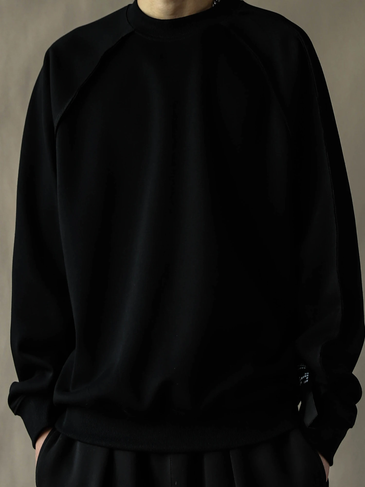 

Мужской свитшот в американском ретро-стиле, свободный крой, круглый вырез, повседневный топ, черный, весна-осень, без рукавов, надевается через голову