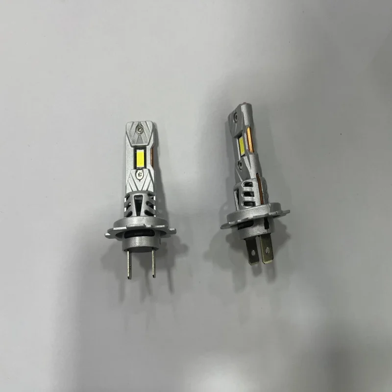 

Direct insertion short car LED bulb h4/9005 changed to ultra bright white light laser headlight h7 headlight bulb fog light