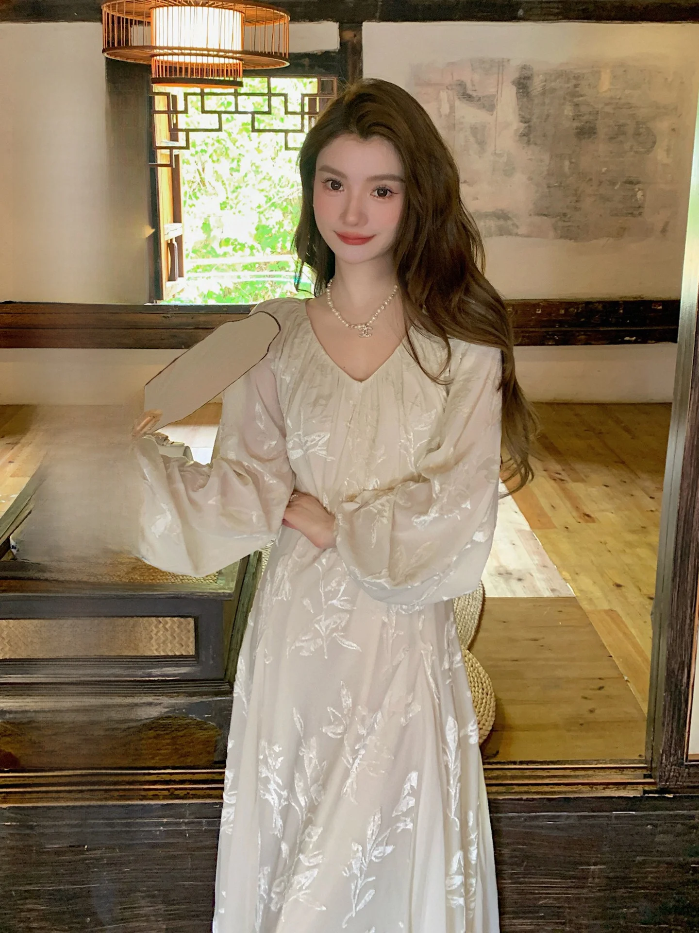 

Элегантная кружевная базовая юбка-комбинация для женщин: роскошная корректирующая юбка-футляр с V-образным вырезом, А-силуэт, для делового и повседневного стиля