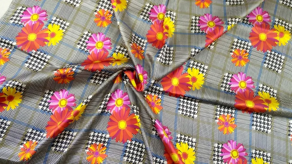 

Бесплатная доставка 25 Женская суперэластичная ткань 97% шелковая тутового шелкопряда для шитья, материал для блузки платья ткань принтом товары для шитья фатин ткань для поделок Шифоновое платье рукоделие сатин ткань