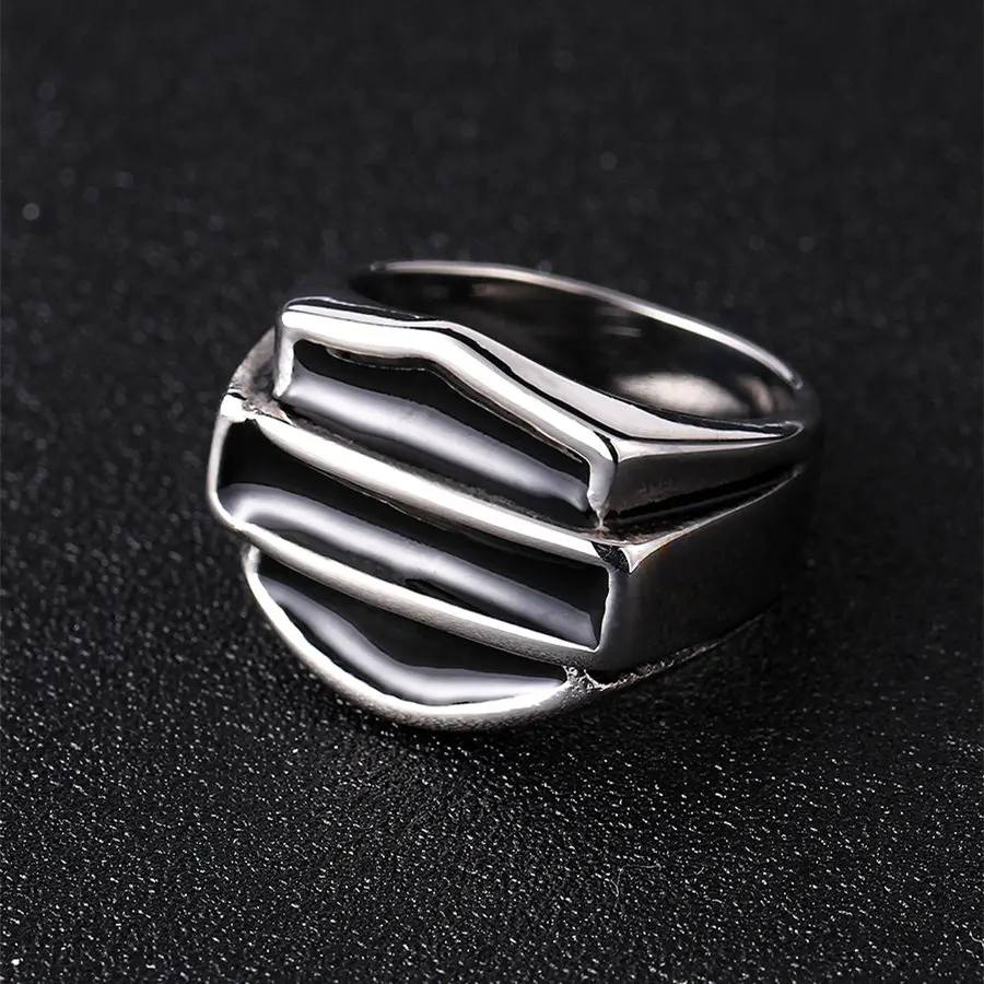 Vintage Shield Titanium Steel Ring New Retro Hip-hop Viking Biker Jewelry Men\'s Cool Party Ring