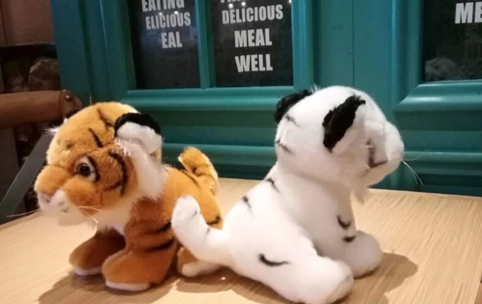 Pair of Sitting 20cm Stuffed Tiger Dolls High Quality Simulation Tiger Toys Soft Plush Tiger Gifts