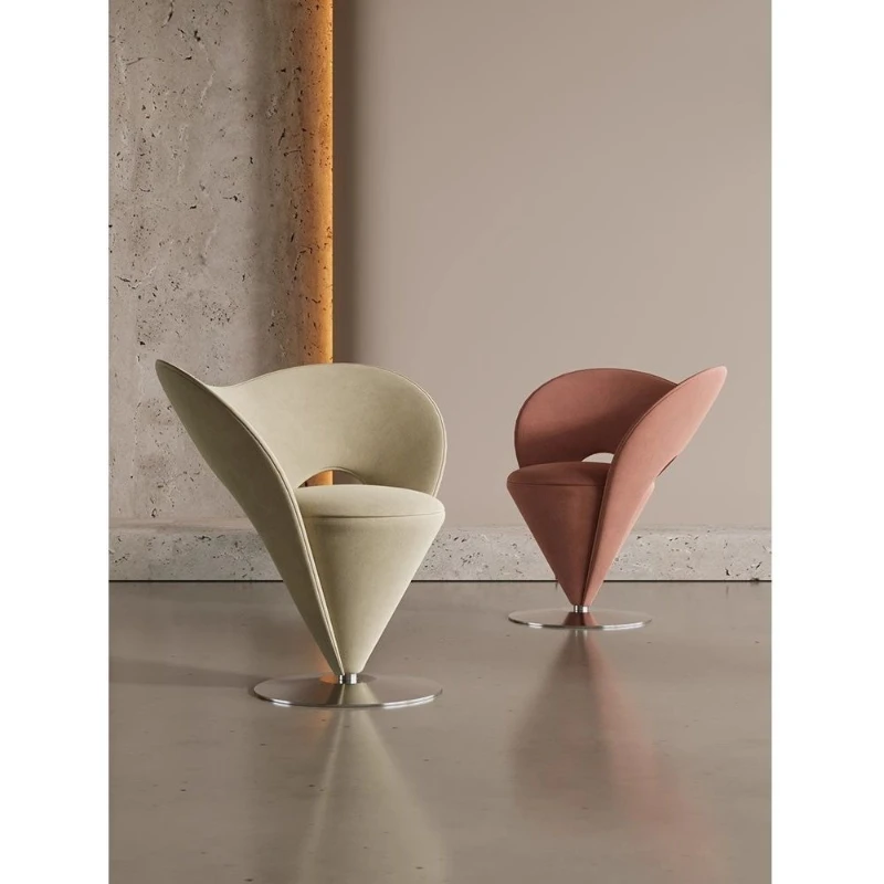 كرسي أريكة فردي فاخر خفيف على الطراز الفرنسي، مقعد مكياج نسائي على شكل قلب، كرسي أميرة كاجوال على شكل مخروطي