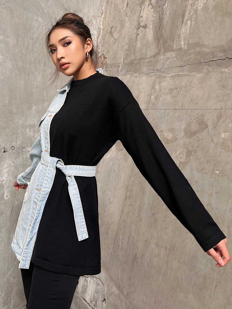 TWOTWINSTYLE Colorblock Streetwear Spliced Denim Coat For Women Lapel Long Sleeve Patchwork Lace Up Designer Jackets Female New