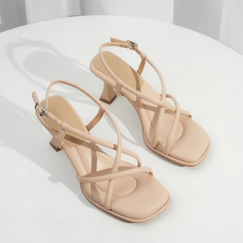 Sandales à talons hauts sexy et tendance pour femmes, parfaites pour les banquets, nouvelle collection été, confortables et élégantes, sandales décontractées