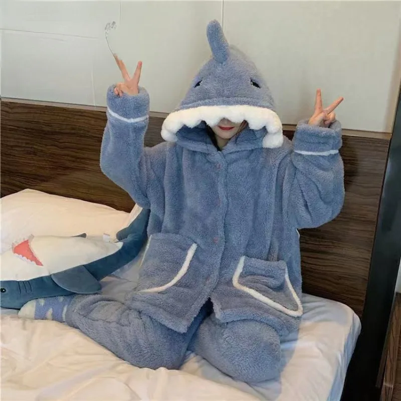 

2023 New Coral Velvet Shark Pajamas Women Autumn Winter Loungewear Plush Thickened Cute Flannel Homewear Set of Two Pieces