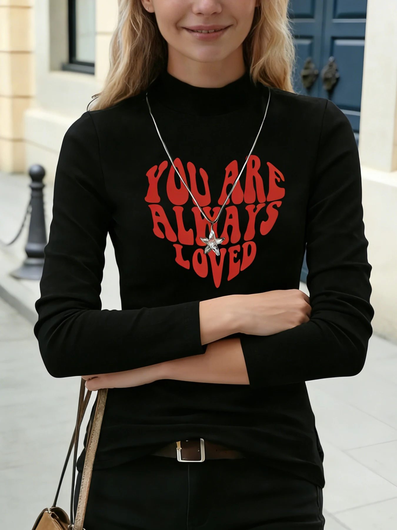 Dames tops met opstaande hals en lange mouwen "Je bent altijd geliefd" Hartprint Casual blouse Mode Dagelijks T-shirt Zachte top Lente Herfst