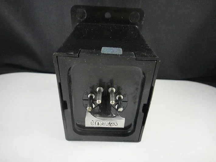 

AH2-Y 12V/24V/110V/220V Power on delay time relay panel with Socket Base tell us voltage
