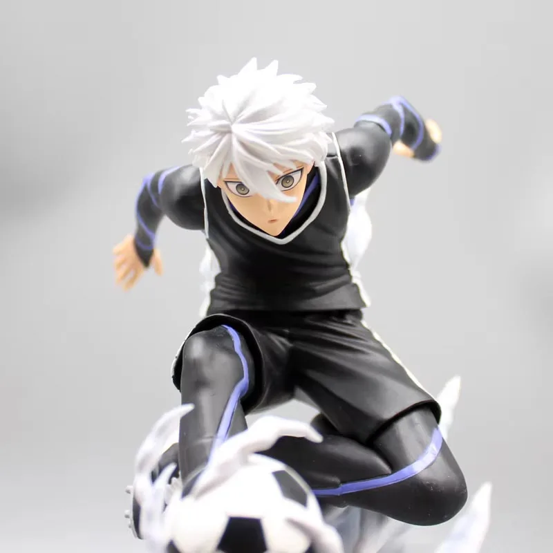 23 ซม.สีฟ้าล็อคอะนิเมะตัวเลข Nagi Seishiro Action Figure ฟุตบอลเครื่องประดับ PVC Figurine ของเล่นเด็กของขวัญสะสม