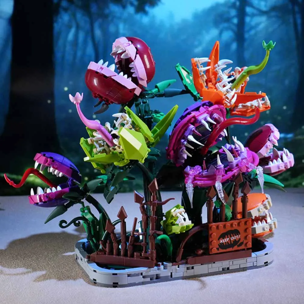 Creative Cannibal Flower Manor Building Block MOC Anime Horrors Flower Model Bricks Toys Sets friend puzzle DIY Collect Gift