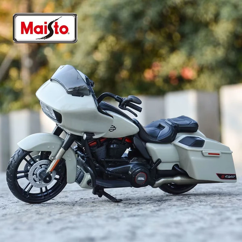 Maisto 1:18 Harley Davidson 2018 CVO Road Glide Alloy Street Motorcycle Model Diecast Classic Motorcycle Model Children Toy Gift