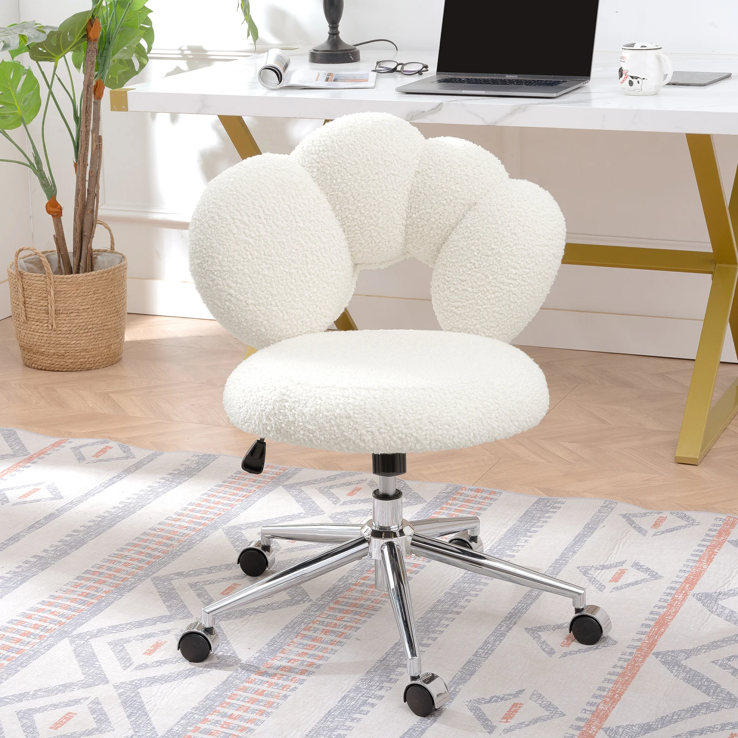 Height Adjustable Swivel Chair in Teddy Fabric for Home Office