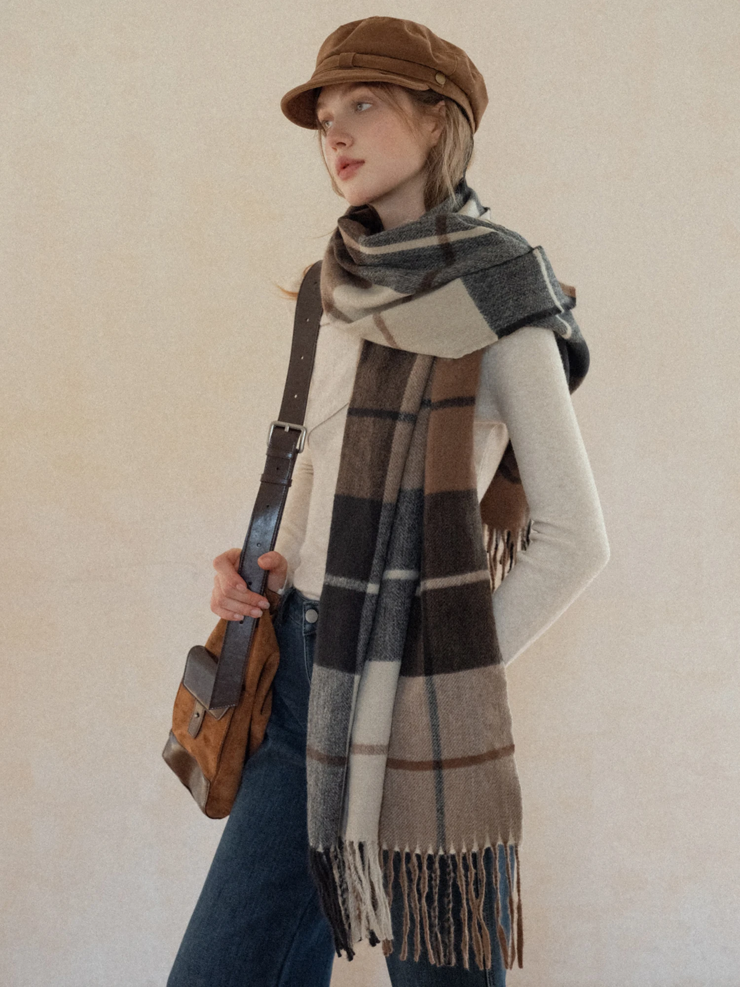 

Eggka Long Plaid Tassel Scarf Korean Style Warmth Autumn Winter Fashion Accessory Polyester Fiber Young Women's Neck Warmer