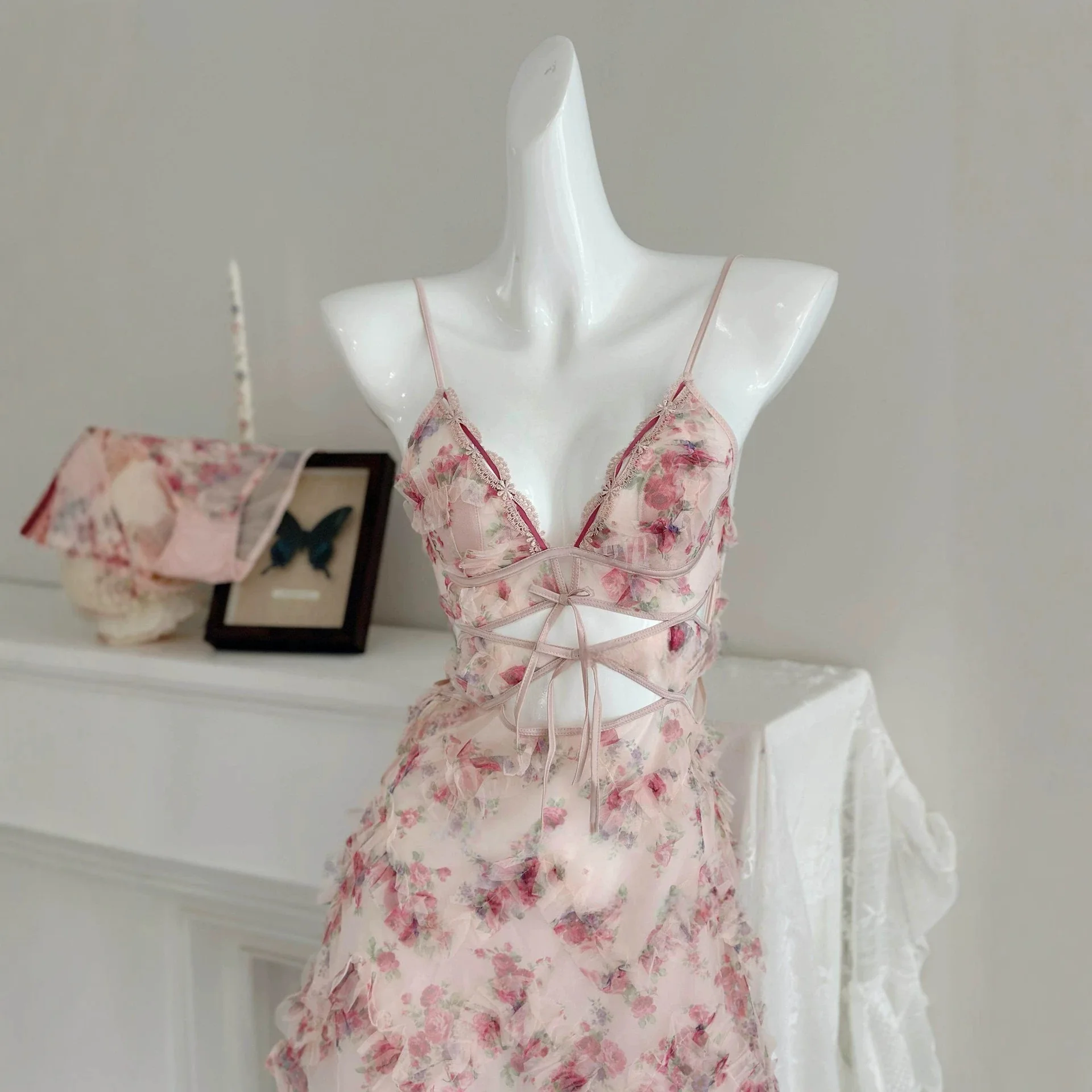 New Three-dimensional Floral Sweet Suspender Nightgown Hollow Pure Lust Sexy Pajamas