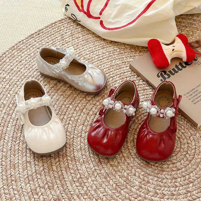

Туфли принцессы для девочек с жемчугом и бисером, однотонные детские туфли на плоской подошве из искусственной кожи с мягкой петлей на крючках, нескользящая детская праздничная обувь для малышей, 21–30