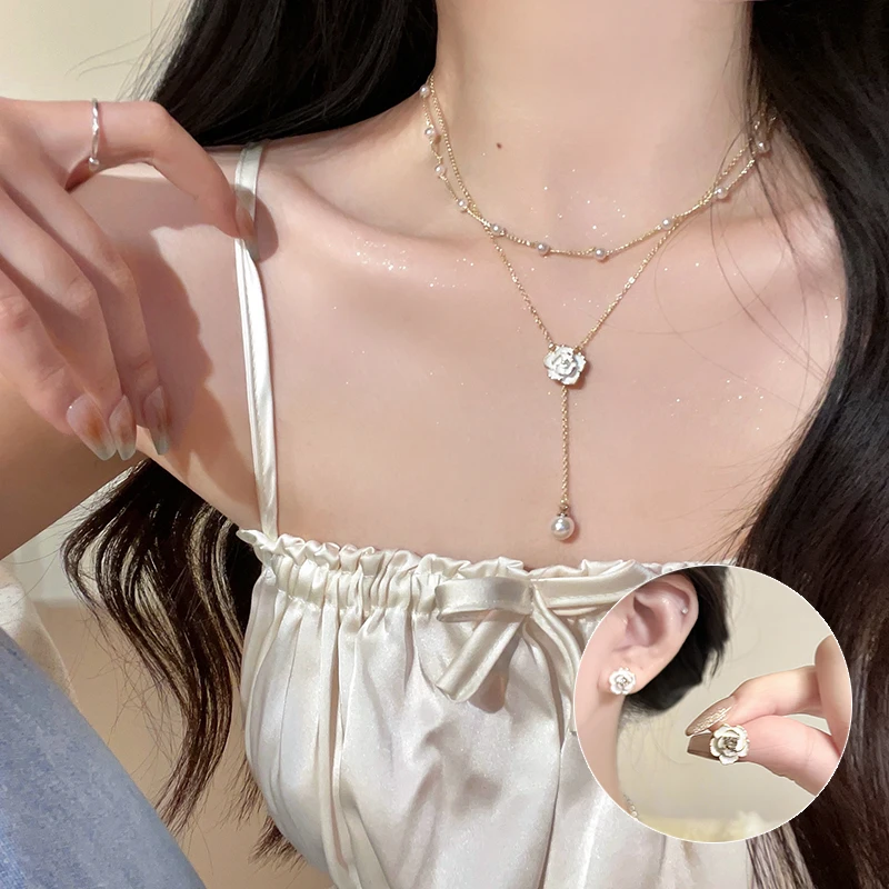 Colar de pérolas com borla de camada dupla feminino nova corrente de clavícula de camélia luz luxo acessórios de corrente de pescoço de alta qualidade