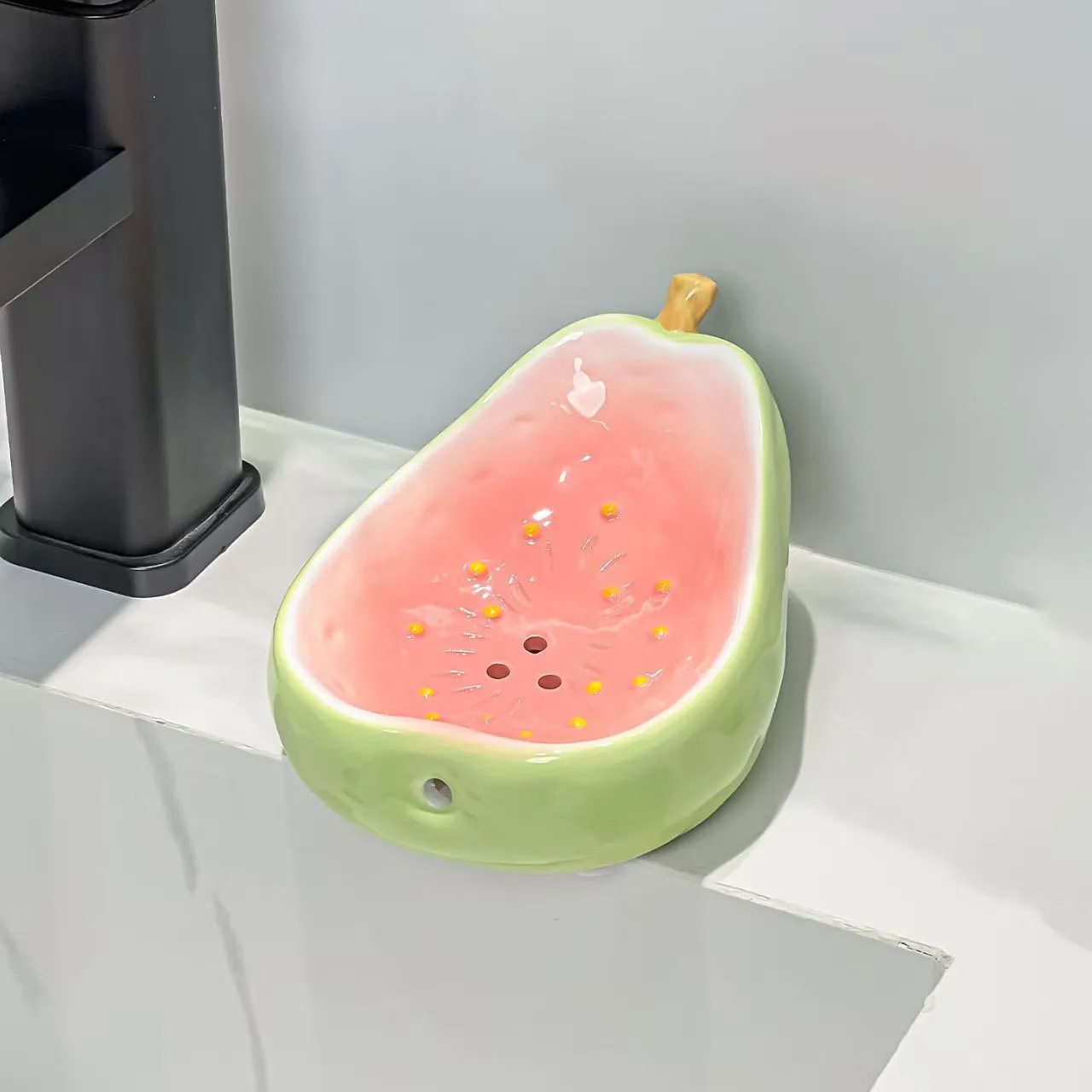 Dopamine Style Guava Ceramic Soap Dish with Drainage Rack for Bathroom Vanity Creative Organizer Stand