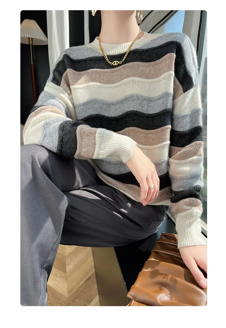 Thickened 2024 New Autumn and Winter Color Blocked Wool Sweater Women's Round Neck Contrasting Top Knitted Cashmere Sweater