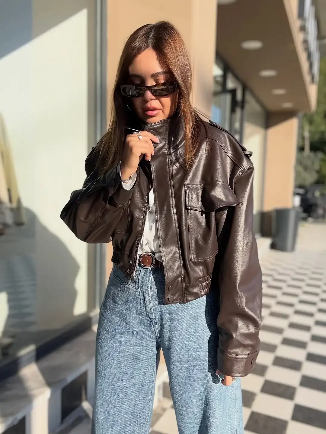 Women Solid Lapel Short Leather Jacket Casual Stand Collar Full Sleeve Zipper Buckle Warm Jackets 2025 High Street Outwear New