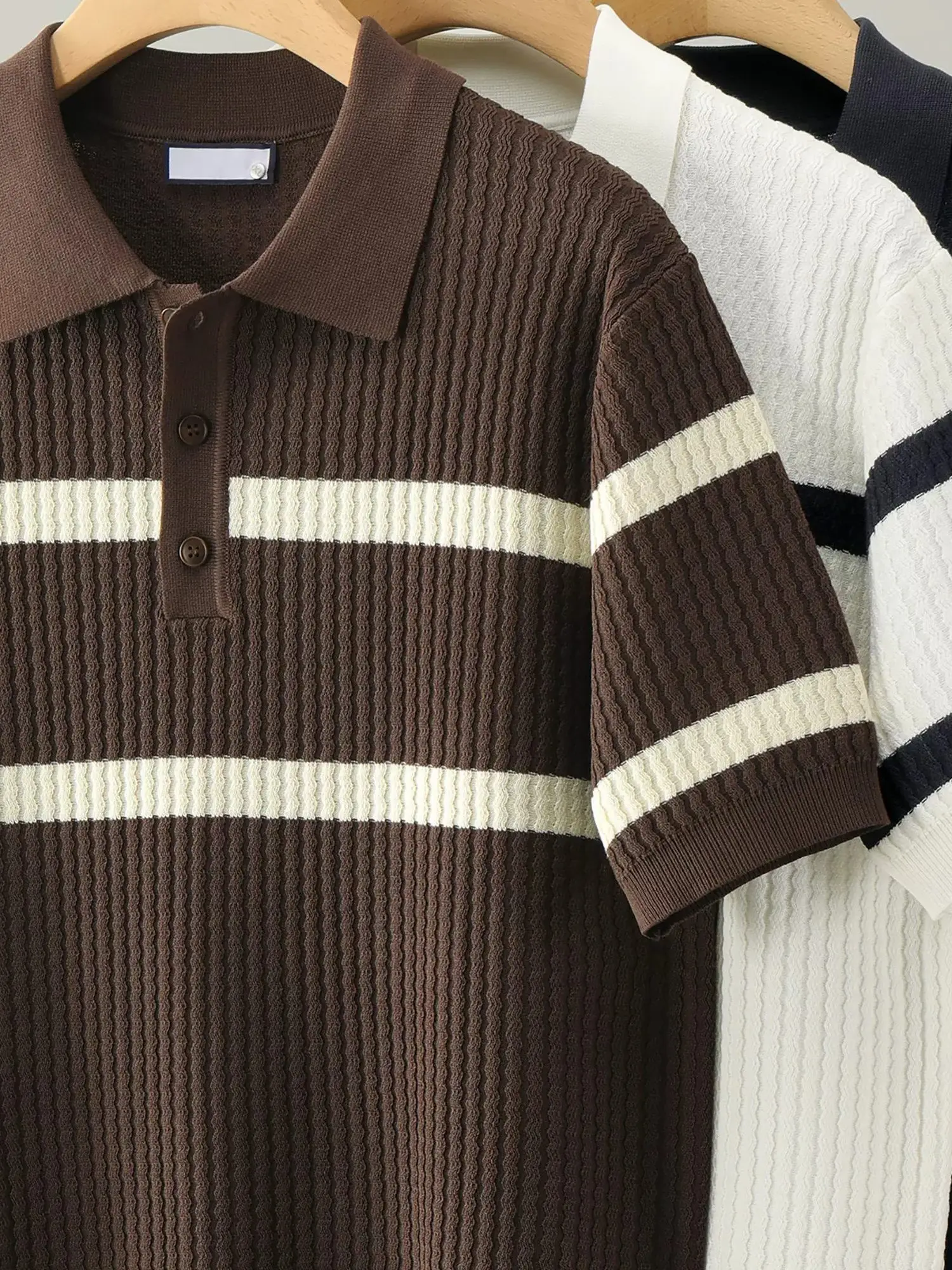 2026 Men's Knitted  Shirt Short Sleeve Texture Sensation Contrast Color Stripe Flip Collar T-Shirt Summer Cool Feeling