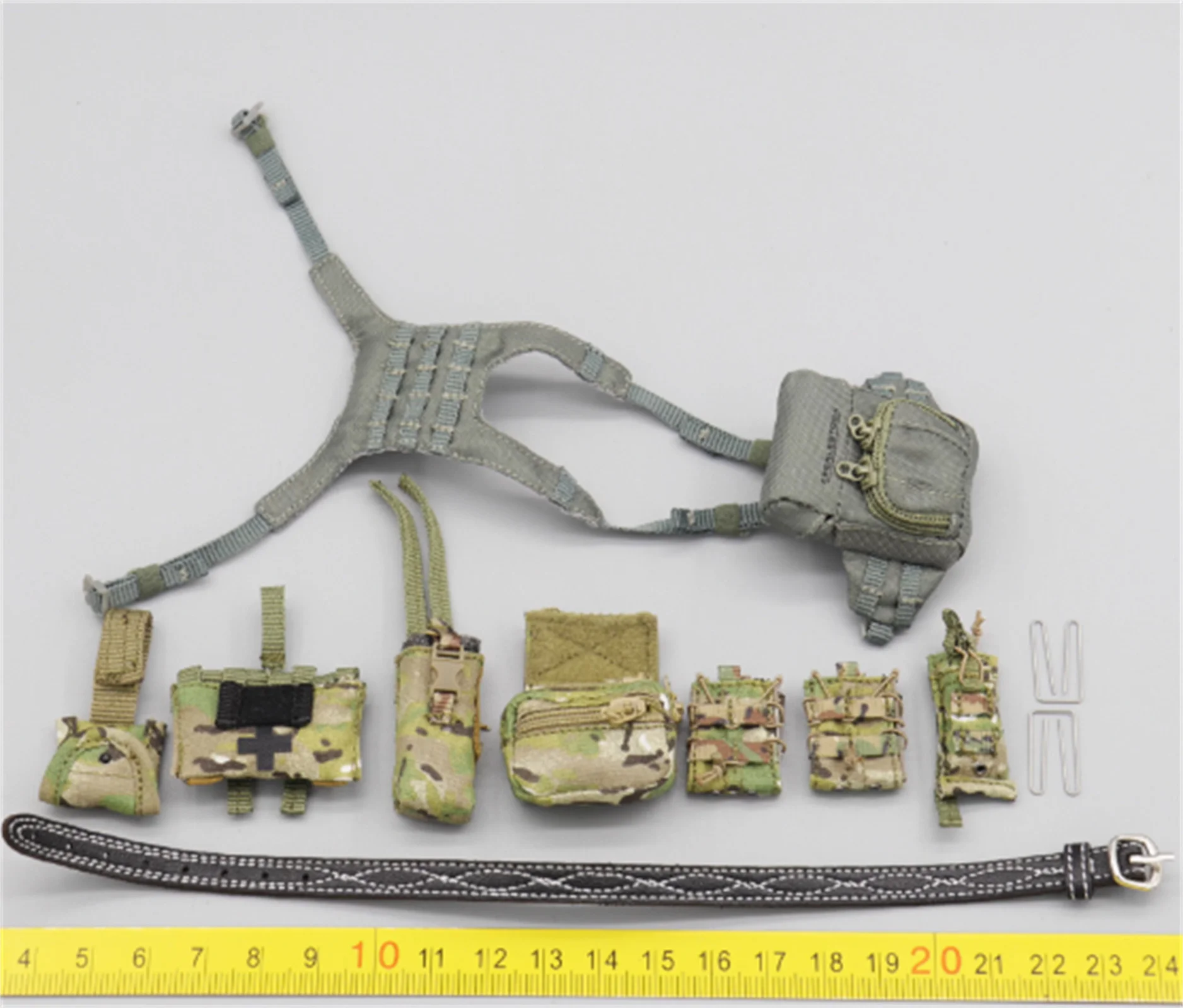ES 26065SC Zestaw zawieszony na klatce piersiowej dla żołnierza w skali 1/6, model dla 12-calowych amerykańskich mundurów wojskowych CAG, pasuje do 12-calowych figurek akcji żołnierzy, zabawki