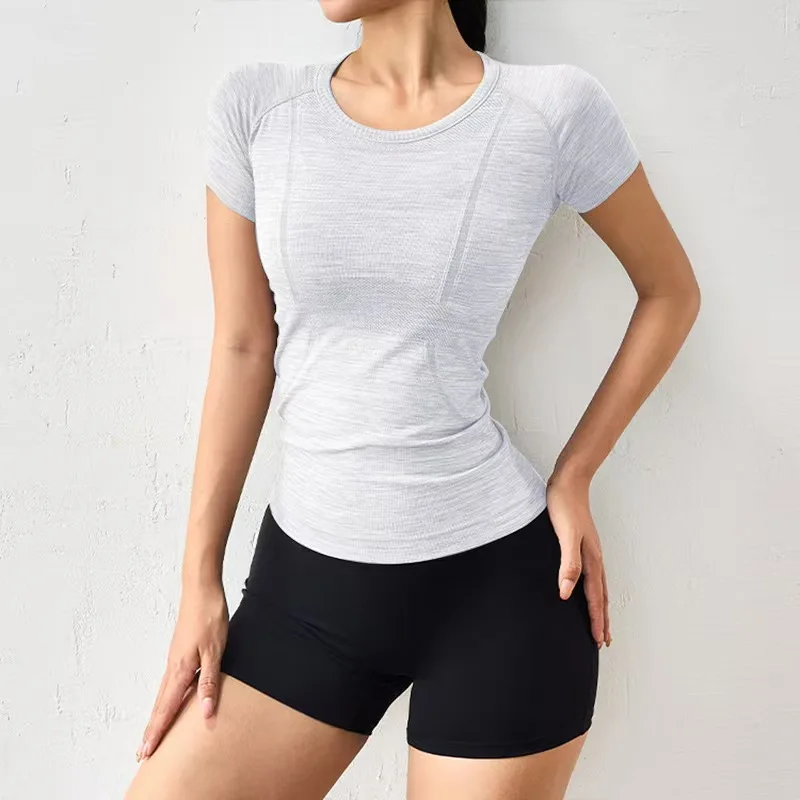 Sommerliches Damen-T-Shirt mit kurzen Ärmeln, Yoga-Shirt, Sportshirt, Fitness-Oberteil, Laufshirt, lässiges Yoga-Outfit, Oberteil. – Detail 17