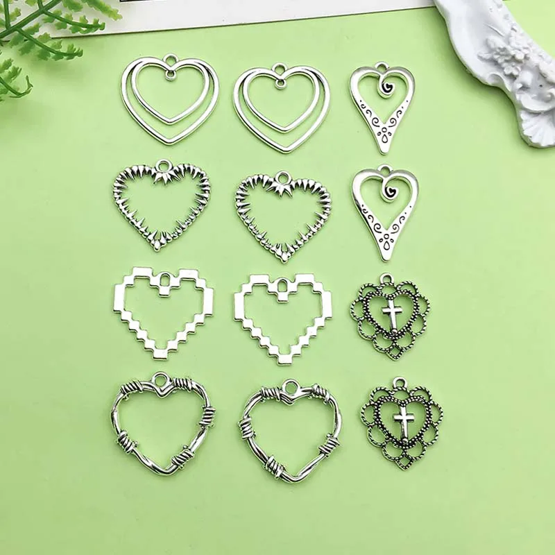 10/12pcs Antique Silvery Retro Hollow Heart Design Charms Alloy Metal Pendants For DIY Jewelry Making Accessories