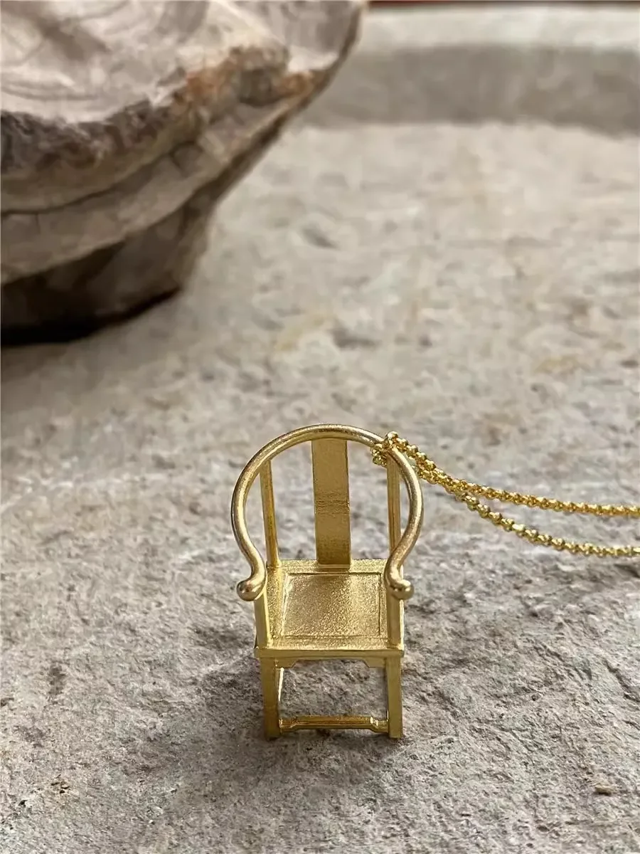 

French Pastoral Style Frosted Gold Color Fine Carving Taishi Chair Pendant Necklace UNISEX Picnic Camping Fun Jewelry Necklace