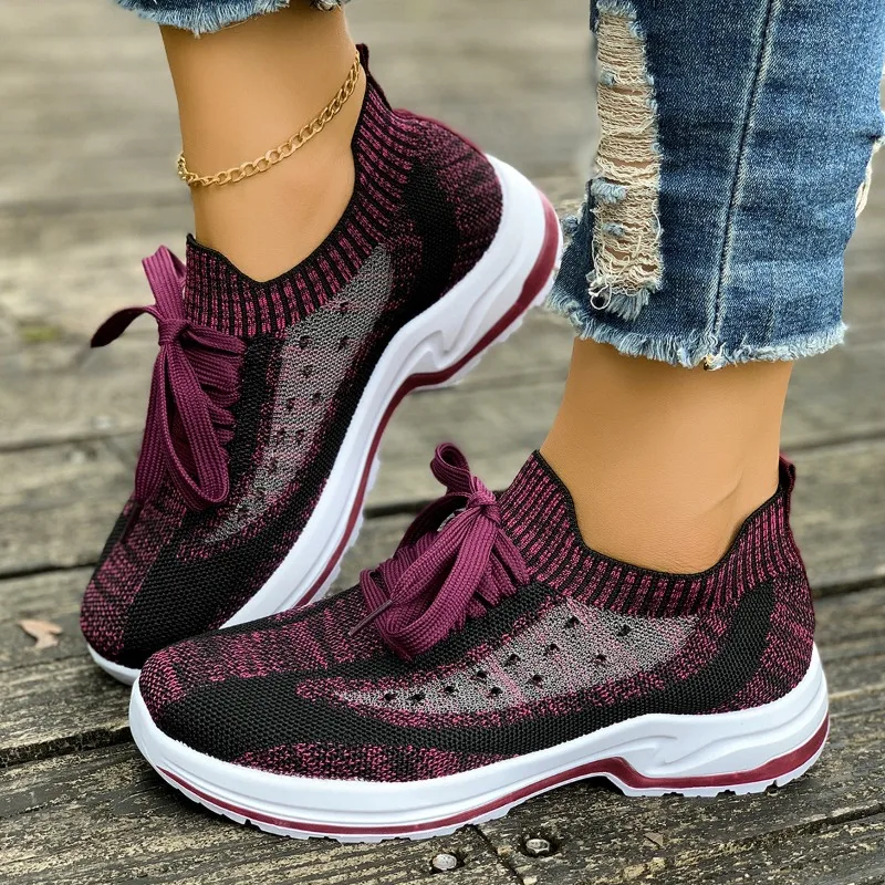 Sepatu jaring wanita bersirkulasi modis sepatu kets wanita luar ruangan sepatu kets lari kasual pelatih kebugaran olahraga nyaman