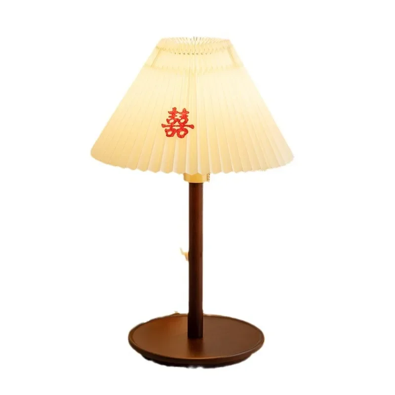 

Wedding table lamp, bedroom bedside lamp, gifts, American retro festive dowry, etc., gifts, wedding lamp