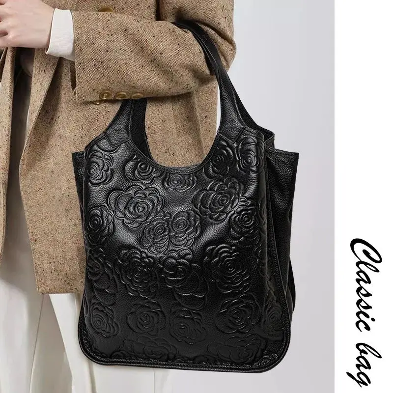 

2024 New Women's Handbags Trend Fashion Versatile Printed Cowhide Bag Large Capacity Commuter Handheld Shoulder Bag