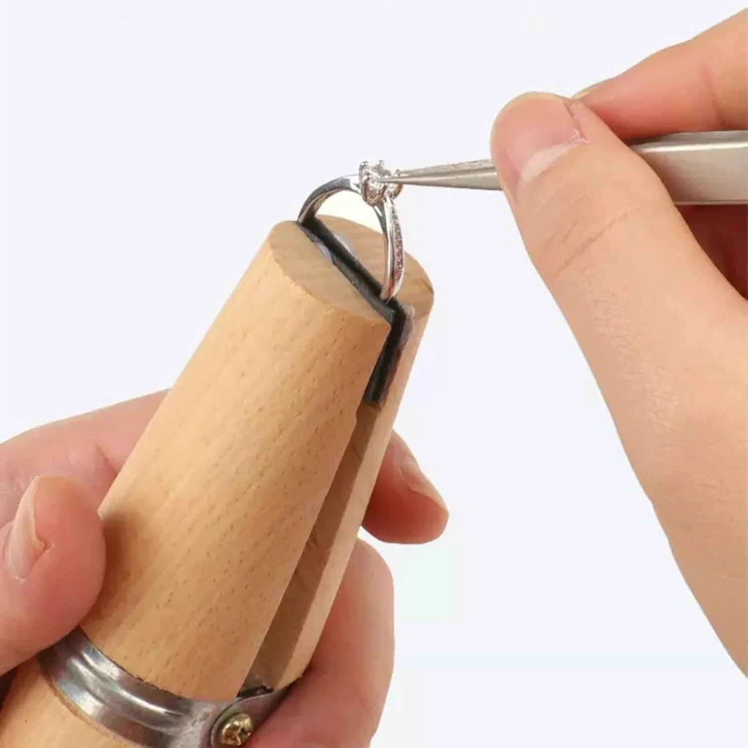 1pc Ergonomic Wood Ring Clamp Engraving Wooden Bench Jewelers Holder Tighten Secure Jewelry Making Wood Clamp for Jewelry Holder