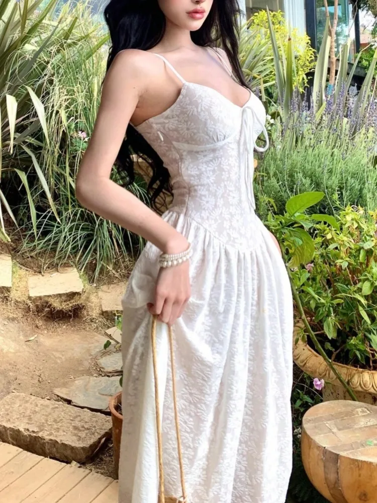 Długie sukienki bez ramiączek w stylu francuskim Kwiatowe stroje plażowe dla kobiet Spaghetti Strap Koronkowa wysoka talia Elegancka suknia wieczorowa