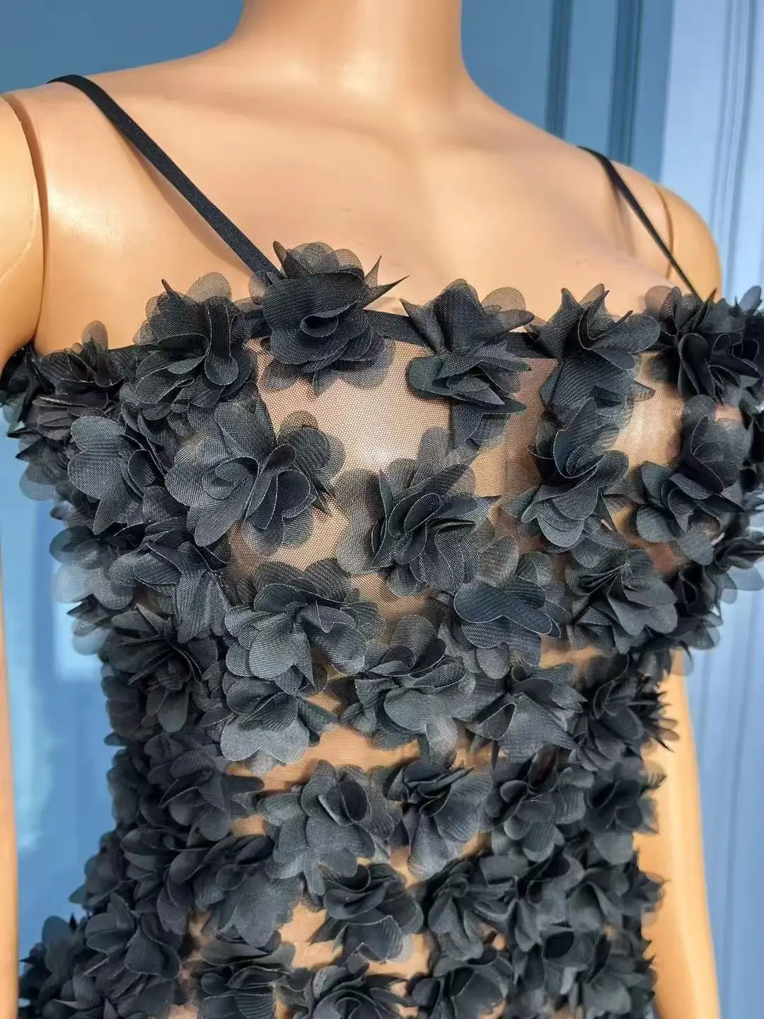 Mini abito sexy da donna con fiori neri, bretelle, sexy, in rete trasparente, per feste, sfilate di moda, abiti da palcoscenico