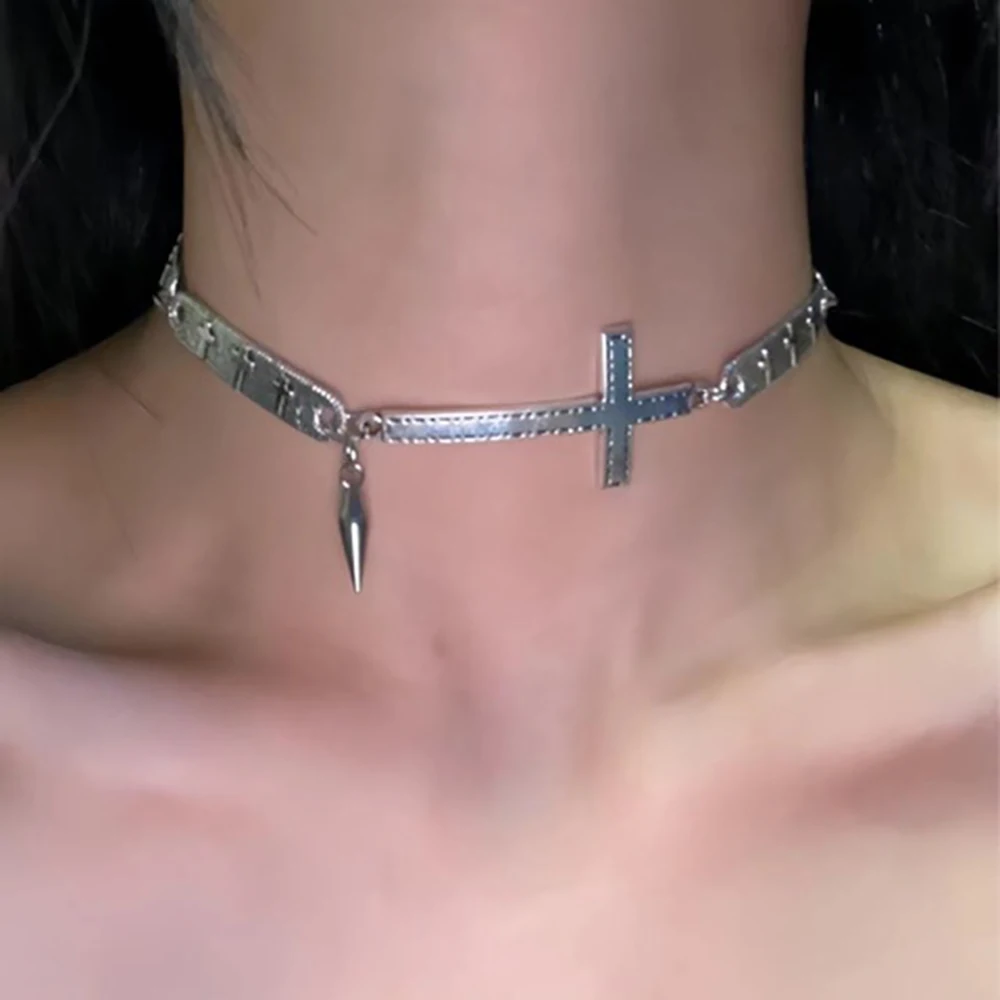 Vintage Silver Color Spliced Cross Rivet Choker Necklace Punk Grunge Rock Cool Necklace Women Y2k Korean Fashion Choker Necklace