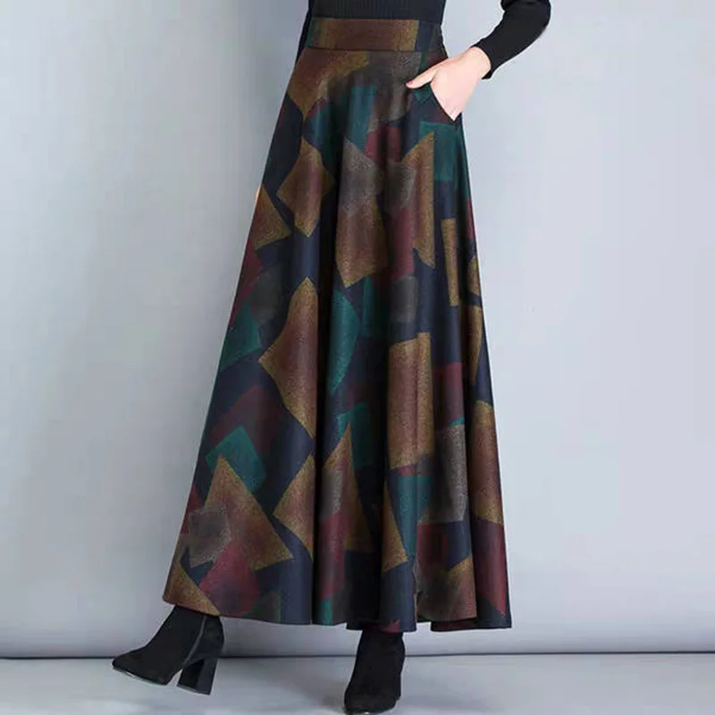 Women's Plus Size Retro Printed High Waist Loose Skirt with Large Swing and Pleats in Dark Green/Coffee/Dark Blue