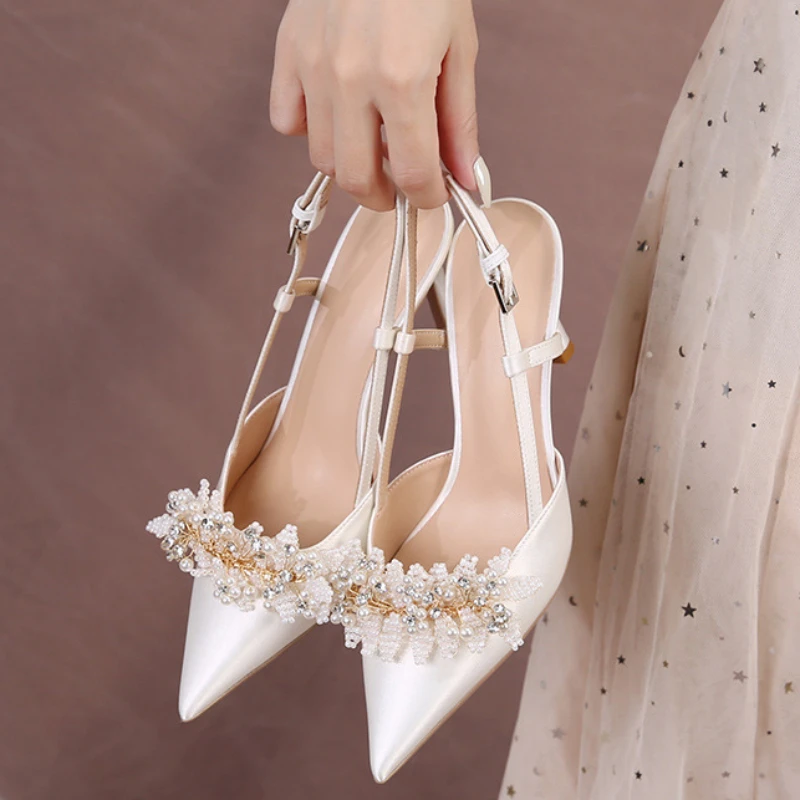 

Новые стильные женские сандалии с открытой спиной и закрытым носком, съемные - простой и универсальный дизайн, летняя обувь на высоком каблуке, белый цвет, вечерние