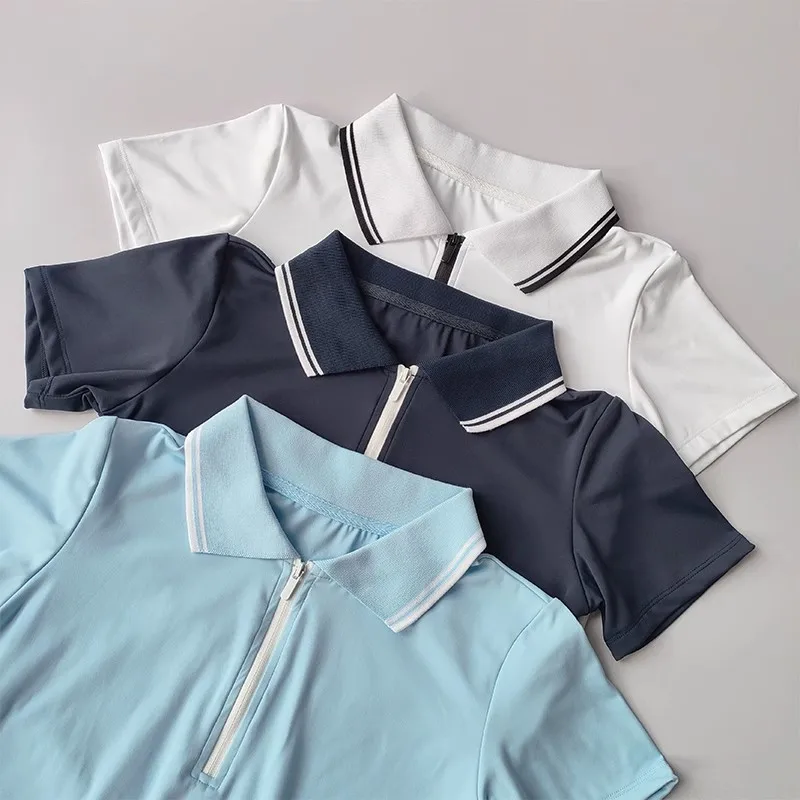 Neues Damen-Sommer-Tennis-Outfit, Kurzes Poloshirt, Kurzärmeliges Sporttop Kombiniert mit Plissiertem Anti-Blend-Rockhosen-Set – Detail 8