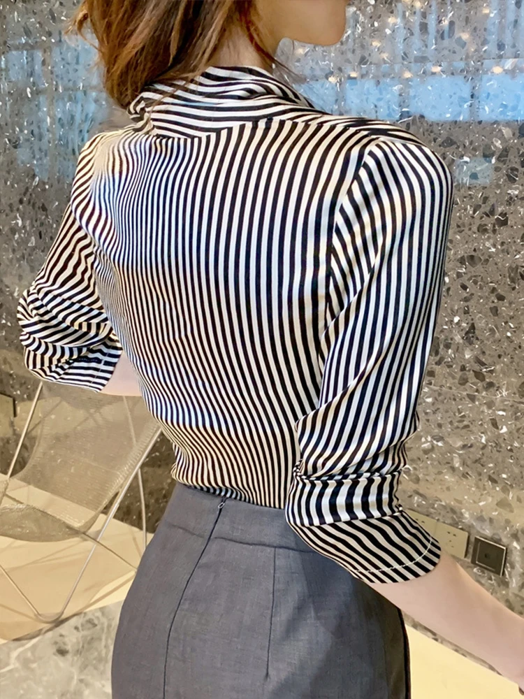 المرأة المهنية OL موضة أنيقة بلوزة الإناث الساتان كم طويل بلايز السيدات الأعمال قمصان العمل الملابس Mujer الربيع