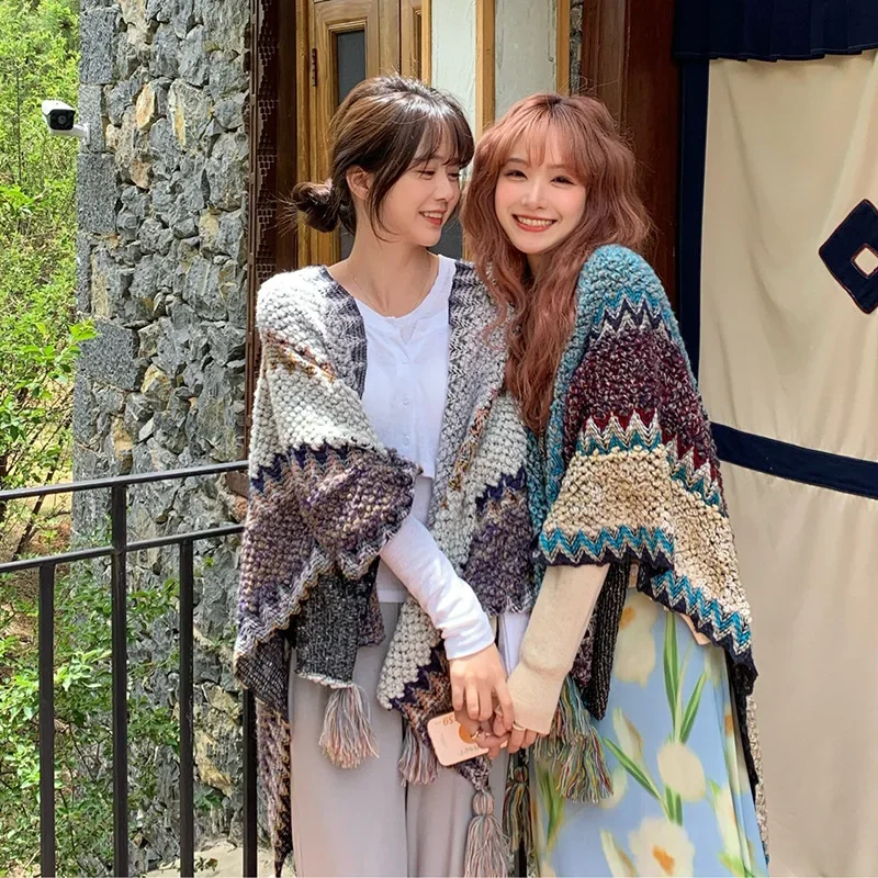 Lenço e capa estilo nacional, Novo, 2023