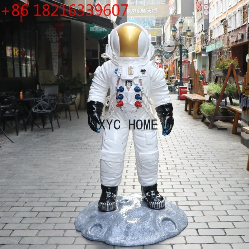 Trend Cartoon Model Bar Mall Art Gallery Creative Sculpture