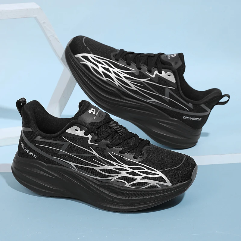 New lightweight running shoes with soft soles, shock absorption, comfy cushioning, versatile style, and good bounce, perfect for