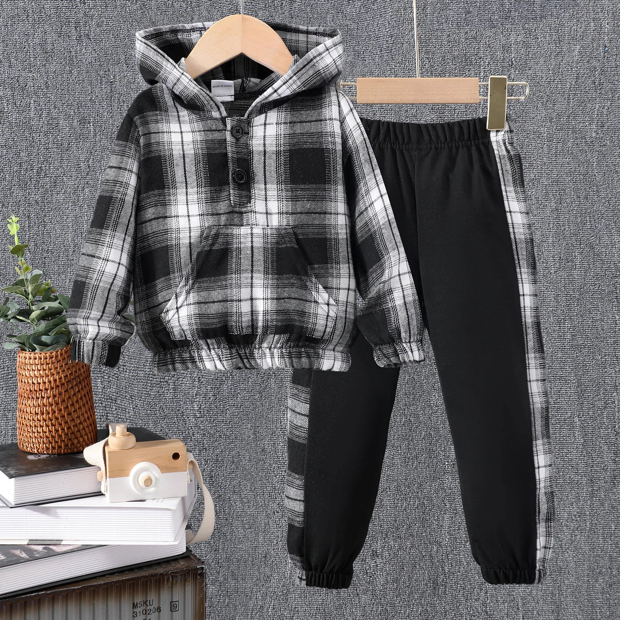 2pcs Boy's Plaid Button Hooded Outfit, Hoodie & Pants Set, Boys Clothes, As Gift