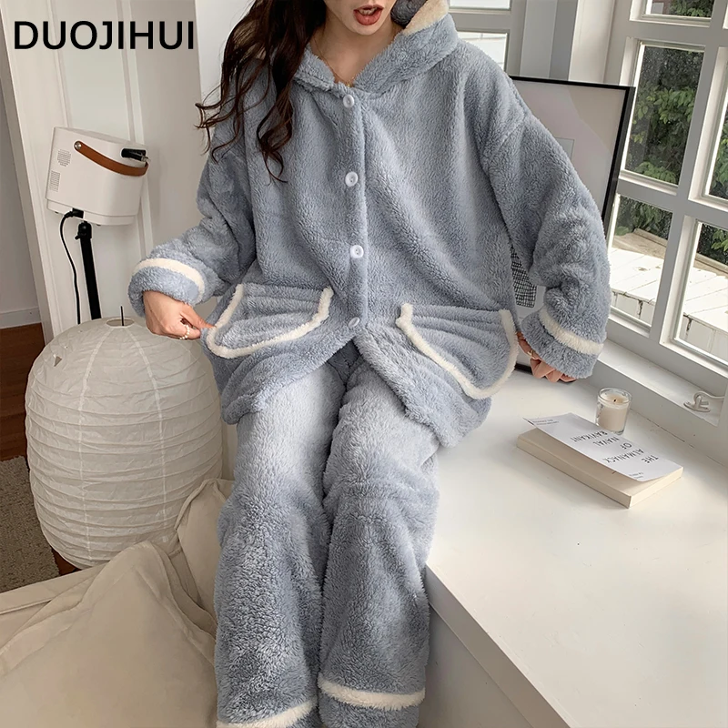 Duojihui Eenvoudige Zak Losse Capuchon Pyjama Voor Vrouwen Winter Effen Kleur Flanellen Casual Mode Dikke Warme Vrouwelijke Pyjama Sets