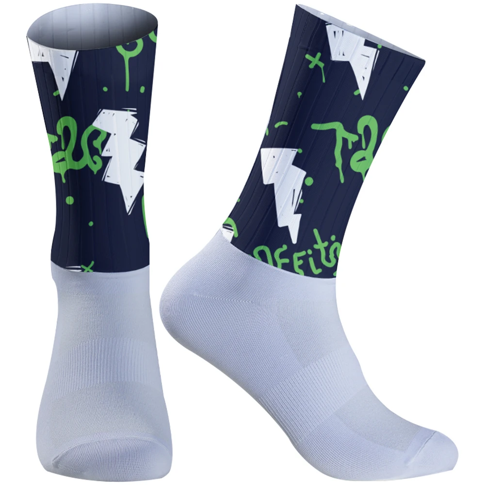 

New Highly elastic and breathable cycling socks, sweat wicking and quick drying, do not rub feet,