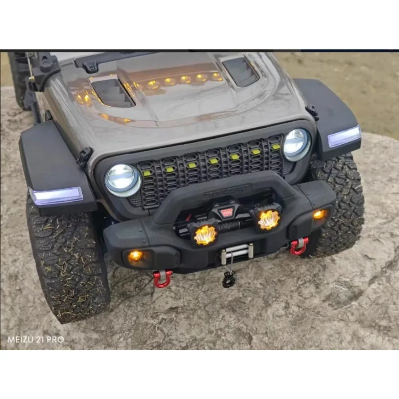 

Силиконовая форма для литья под давлением 1/7 RLAARLO MK07/JK07: передняя решетка и лицевая панель из ABS, улучшенная деталь с опциональным комплектом подсветки решетки/передней панели