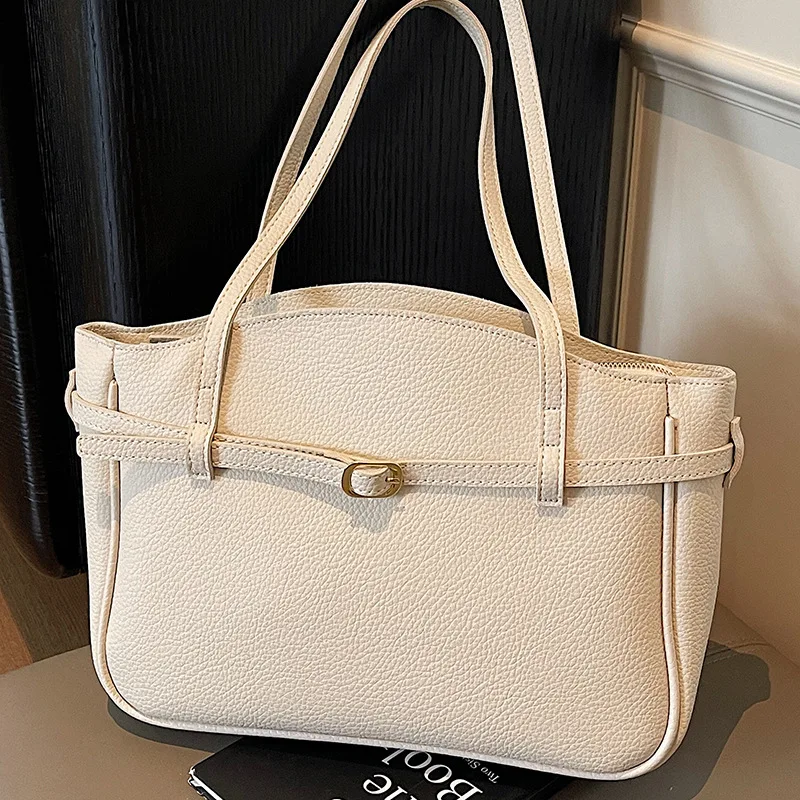 

2025 Must-Have Large Tote Bag for Women – Spacious, Trendy & Versatile Shoulder Bag